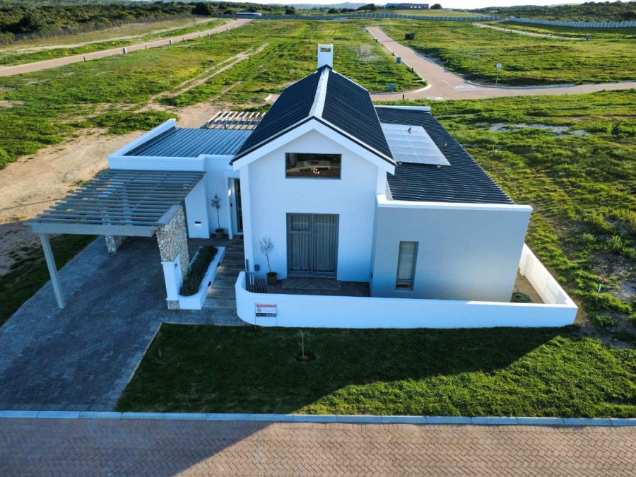 2 Bedroom Property for Sale in Stilbaai Wes Western Cape